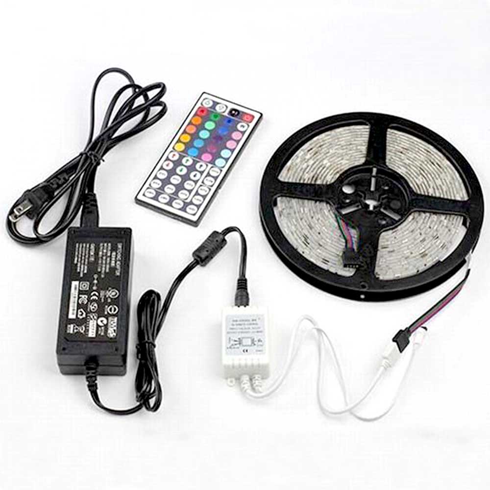 LED STRIPS 5050 RGB 5 METER ROLL with 30L/m &amp; BS Plug